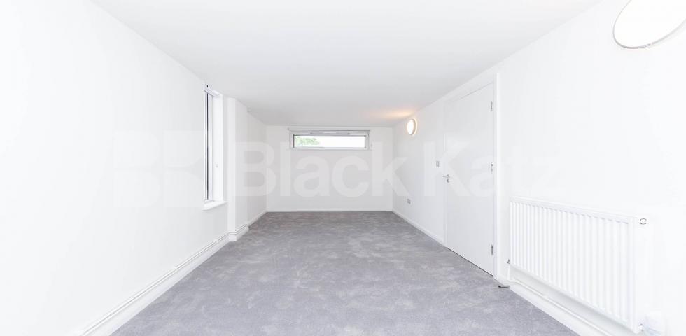 			2 Bedroom, 1 bath, 1 reception Apartment			 ABILITY PLAZA-KINGSLAND ROAD, DALSTON/HAGGERSTON